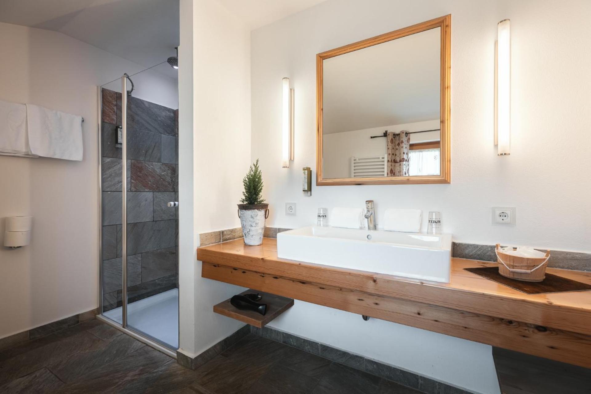 Rainell Dolomites Retreat Hotel Ortisei Room photo